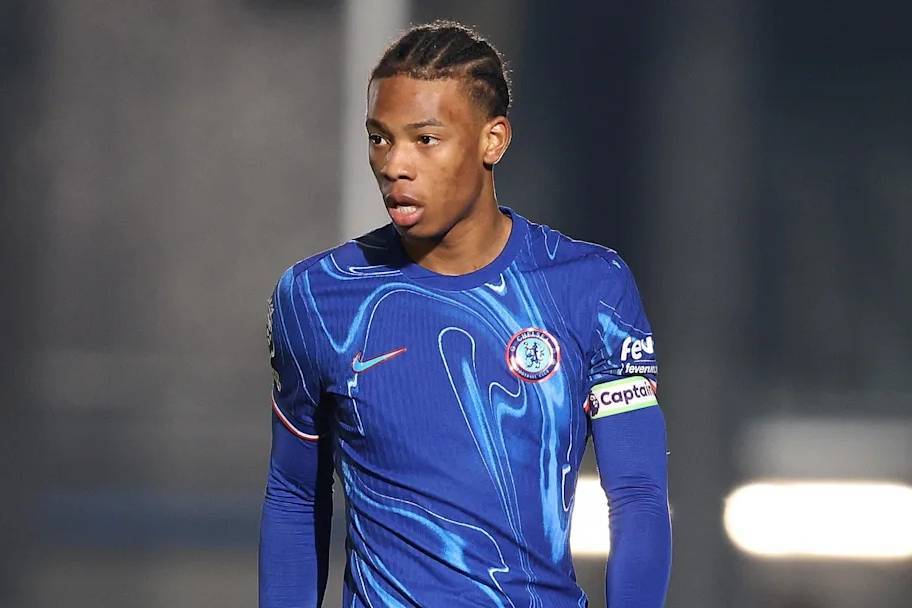 切尔西新星现身斯特拉斯堡，永久转会谈判进行中